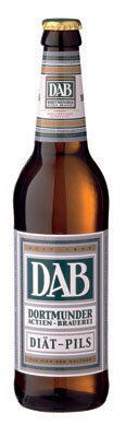 Das Bier DAB Diät Pils wird hier als Produktbild gezeigt.