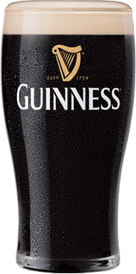 Das Bier Guinness Extra Stout wird hier als Produktbild gezeigt.