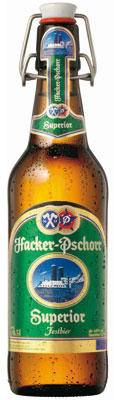 Das Bier Hacker-Pschorr Superior wird hier als Produktbild gezeigt.
