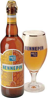 Das Bier Hennepin wird hier als Produktbild gezeigt.