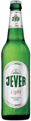 Das Bier Jever Light wird hier als Produktbild gezeigt.