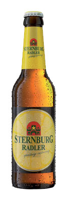 Das Bier Sternburg Radler wird hier als Produktbild gezeigt.