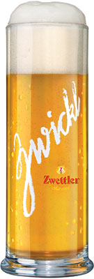 Das Bier Zwettler Zwickl wird hier als Produktbild gezeigt.