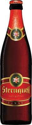 Das Bier Sternquell Dunkel wird hier als Produktbild gezeigt.